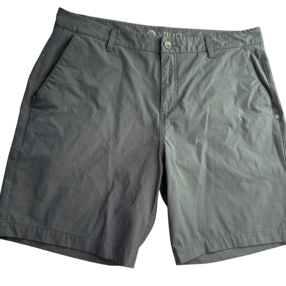 Vuori Men's Shorts Zip Fly with Belt Loops.  Gray.  Pockets.  Size Men's 36